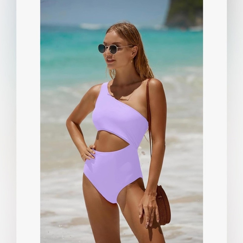 NWT Yonique Size S‎ Lavender One Shoulder Cutout Monokini